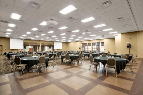 宴會廳, 桑德灣維多利亞酒店及會議中心 (Victoria Inn Hotel and Convention Centre Thunder Bay) in 雷霆灣(ON) 宴會廳, 桑德灣維多利亞酒店及會議中心 (Victoria Inn Hotel and Convention Centre Thunder Bay) in 雷霆灣(ON)