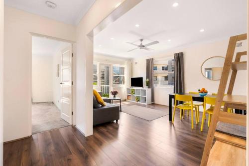 Rose Bay Retreat - light airy balcony AC & views in Rose Bay Rose Bay Retreat - light airy balcony AC & views in Rose Bay