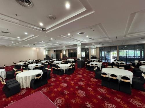 Banquet hall, ROYAL PARK HOTEL @ UNITEN in Putrajaya Banquet hall, ROYAL PARK HOTEL @ UNITEN in Putrajaya