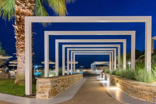 Úszómedence, Marmari Bay Hotel in Marmari Úszómedence, Marmari Bay Hotel in Marmari