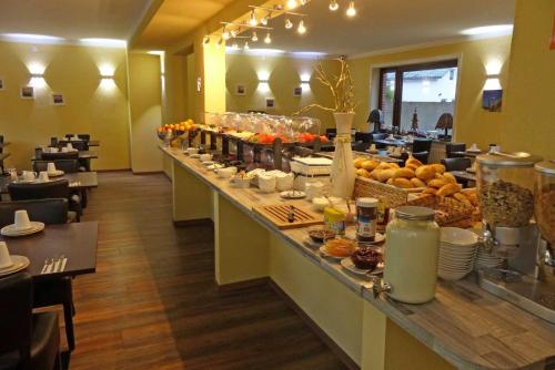 Food and beverages, Hotel Zur Seerobbe in Cuxhaven Food and beverages, Hotel Zur Seerobbe in Cuxhaven