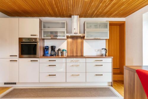 Ferienhaus am Berg in ชเนพเฟา Ferienhaus am Berg in ชเนพเฟา