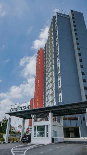 The Anderson Condo with NETFLIX & astro