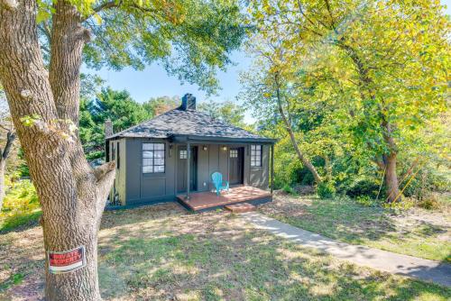 2 Mi to East Atlanta Village Cozy Studio with Porch in Edgewood 2 Mi to East Atlanta Village Cozy Studio with Porch in Edgewood
