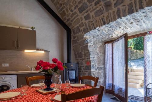 Le moulin a la caze in Mostuejouls Le moulin a la caze in Mostuejouls