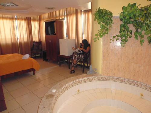 Hotel Malecon Inn in Guayaquil City Center Hotel Malecon Inn in Guayaquil City Center