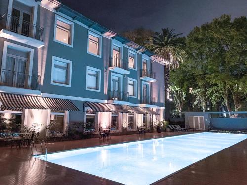 Swimming pool, Almarena Madero Urbano Affiliated by Melia in San Telmo Swimming pool, Almarena Madero Urbano Affiliated by Melia in San Telmo