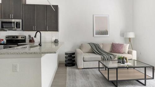 Landing at Cedar Lakes - 1 Bedroom in Dallas in Duncanville Landing at Cedar Lakes - 1 Bedroom in Dallas in Duncanville