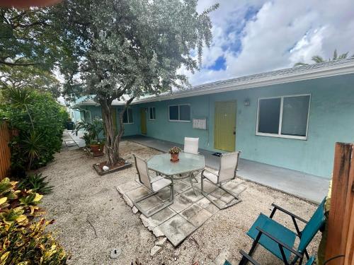 Instalaciones, 2 min walk to beach with free parking at Lauderdale 17-1 in Lauderdale-by-the-Sea Instalaciones, 2 min walk to beach with free parking at Lauderdale 17-1 in Lauderdale-by-the-Sea