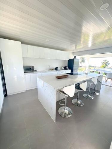 Kitchen, Teahupoo MANA VILLA in Toanoano Kitchen, Teahupoo MANA VILLA in Toanoano