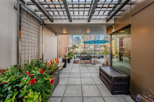 Erkély/terasz, YWCA Hotel Vancouver in Vancouver (BC) Erkély/terasz, YWCA Hotel Vancouver in Vancouver (BC)