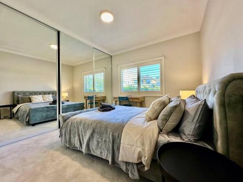 Beachside Seaview House with private Pool in Little Bay Beachside Seaview House with private Pool in Little Bay