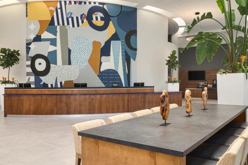 大堂, Doubletree by Hilton Fort Myers at Bell Tower Shops in 邁爾斯堡市中心 大堂, Doubletree by Hilton Fort Myers at Bell Tower Shops in 邁爾斯堡市中心