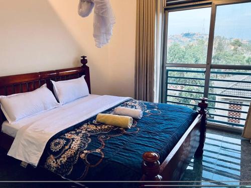 Modern Cozy Condo in a Prime Location