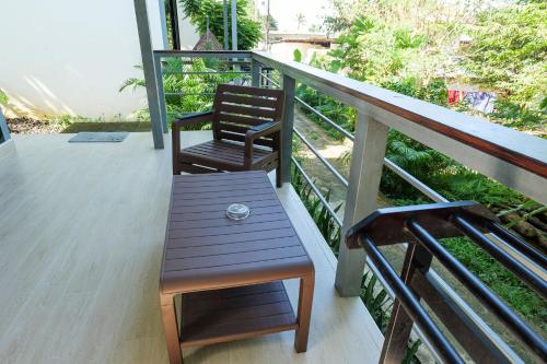 شرفة/ تراس, Modern Bungalows in لونلي بيتش شرفة/ تراس, Modern Bungalows in لونلي بيتش