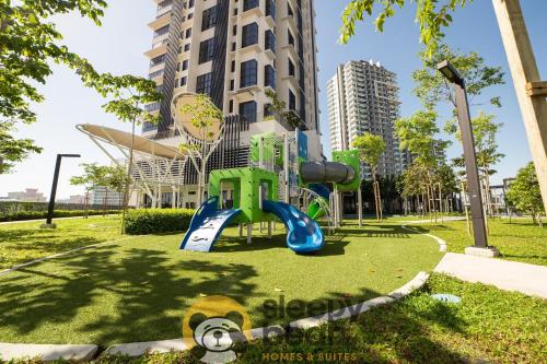 HighPark Suites by Sleepy Bear near Paradigm Mall HighPark Suites by Sleepy Bear near Paradigm Mall