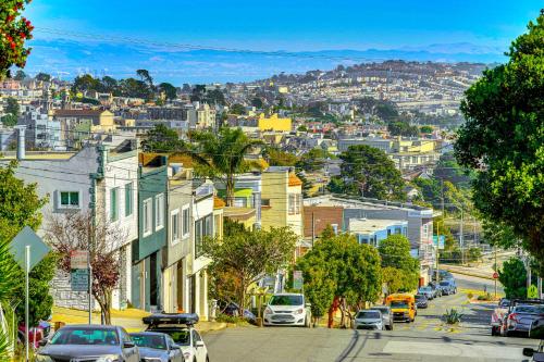 Urban San Francisco Retreat Stunning City Views! near San Francisco Zoo Urban San Francisco Retreat Stunning City Views! near San Francisco Zoo