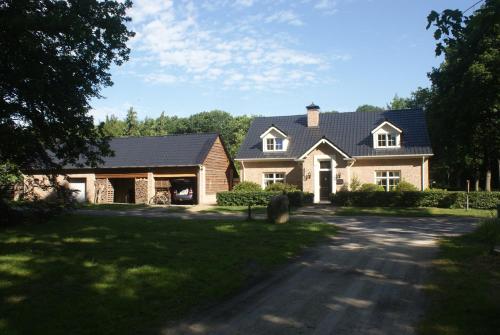 B&B Van Hunebed Naar Jullie Bed in Schoonoord B&B Van Hunebed Naar Jullie Bed in Schoonoord