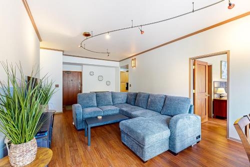 Aloha Towers 503 - 30 night minimum