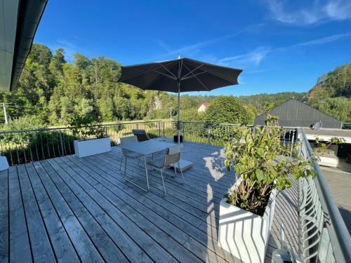 Stilvolle Wohnung für 2-3 Personen - mit riesiger Dachterrasse (Stilvolle Wohnung fur 2-3 Personen - mit riesiger Dachterrasse) in Haigerloch Stilvolle Wohnung für 2-3 Personen - mit riesiger Dachterrasse (Stilvolle Wohnung fur 2-3 Personen - mit riesiger Dachterrasse) in Haigerloch