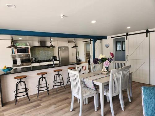 ห้องครัว, #40 Below in ไวทาเรเรบีช ห้องครัว, #40 Below in ไวทาเรเรบีช