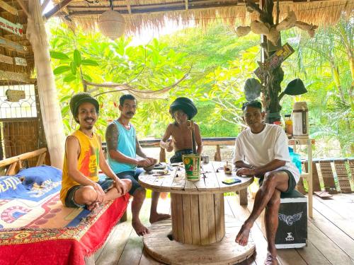 Seree Bungalows & Chill Bar in Koh Chang Tai Seree Bungalows & Chill Bar in Koh Chang Tai