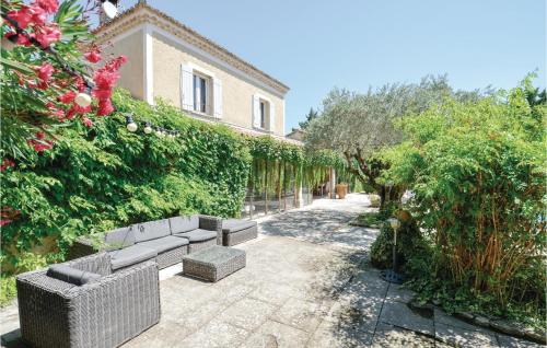 Фасада на хотела, Pet Friendly Home In Cavaillon in Кавайон Фасада на хотела, Pet Friendly Home In Cavaillon in Кавайон