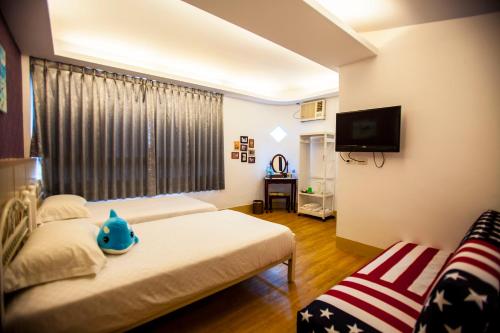 This photo about Whale Come Home shared on HyHotel.com