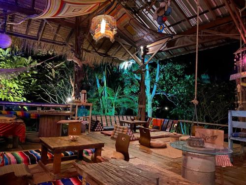 Seree Bungalows & Chill Bar in Koh Chang Tai Seree Bungalows & Chill Bar in Koh Chang Tai
