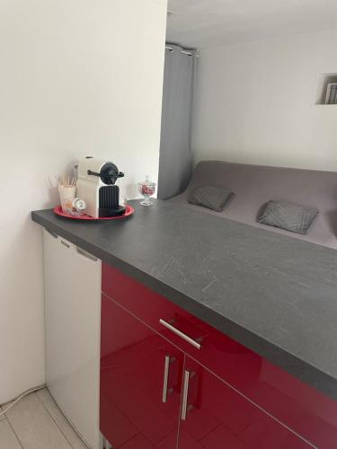 Petit studio aux portes du beaujolais in Bagnols Petit studio aux portes du beaujolais in Bagnols