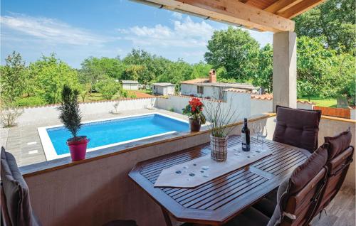 สระว่ายน้ำ, Holiday Home Labin 1 in มาลิโกจิ สระว่ายน้ำ, Holiday Home Labin 1 in มาลิโกจิ