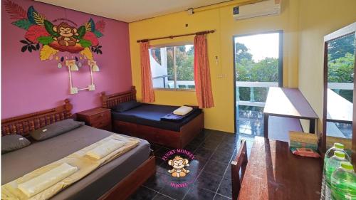 The Funky Monkey Hostel - 18 to 40 years old only