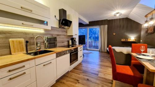 Kitchen, Chalet Catina - Karnten Card im Sommer inklusive - in Bad Kleinkirchheim Kitchen, Chalet Catina - Karnten Card im Sommer inklusive - in Bad Kleinkirchheim