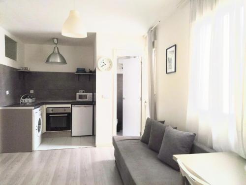 EG14 piso 2 dormitorios WIFI Fibra AC