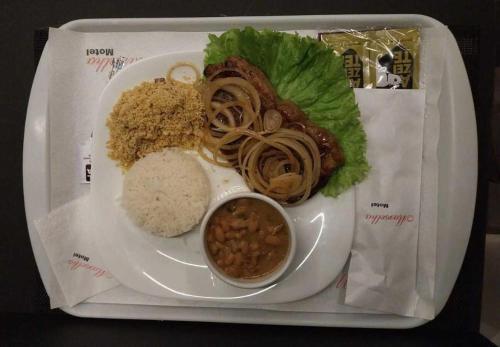 อาหารและเครื่องดื่ม, Motel Marselha 6 in เซาลูกัส อาหารและเครื่องดื่ม, Motel Marselha 6 in เซาลูกัส