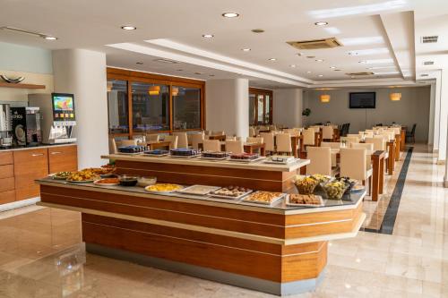 Étterem, Mgs Salihoğlu hotel (Mgs Salihoglu hotel) in Kazimdirik Étterem, Mgs Salihoğlu hotel (Mgs Salihoglu hotel) in Kazimdirik