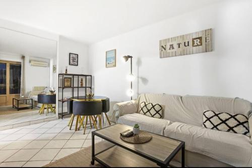 Appartement T2 à Fréjus (Appartement T2 a Frejus) in เฟรฌู Appartement T2 à Fréjus (Appartement T2 a Frejus) in เฟรฌู