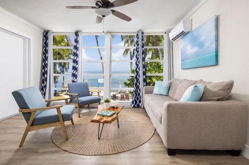 拉霍亞度假村 (La Jolla Resort) in 伊斯拉莫拉達 (FL) 拉霍亞度假村 (La Jolla Resort) in 伊斯拉莫拉達 (FL)