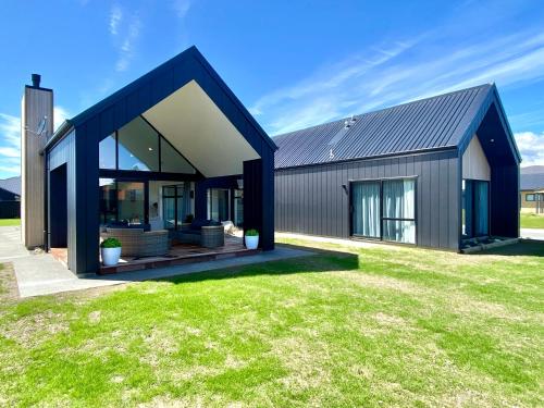 Luxurious Twizel Escape in Twizel Luxurious Twizel Escape in Twizel
