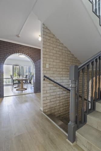 Bejárat, Highton Accommodation (Geelong) in Belmont Bejárat, Highton Accommodation (Geelong) in Belmont