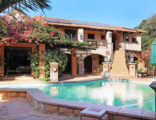 Swimming pool, Stephan's Guest House in Port Shepstone Swimming pool, Stephan's Guest House in Port Shepstone
