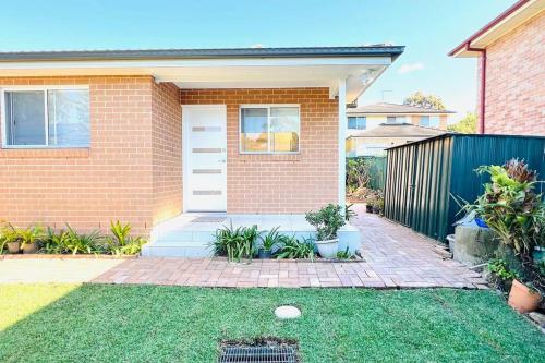 Private & Cozy villa for you! in Sutherland Shire Private & Cozy villa for you! in Sutherland Shire
