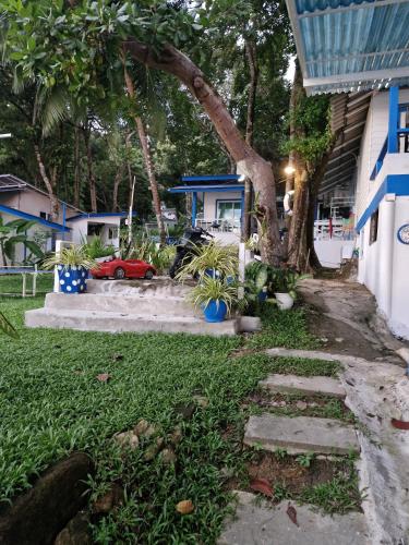 Vue, secret garden family house in Koh Chang Tai Vue, secret garden family house in Koh Chang Tai
