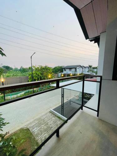 ระเบียง/ชานเรือน, Cendana Parc Lippo Karawaci in จูรุก ระเบียง/ชานเรือน, Cendana Parc Lippo Karawaci in จูรุก