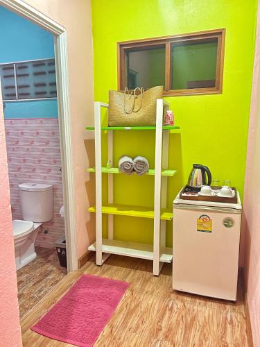 Bathroom, Aow Thai Homestay in Ao Yai Ki Bathroom, Aow Thai Homestay in Ao Yai Ki