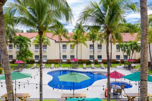 Quality Hotel Real Aeropuerto in Сан-Сальвадор Quality Hotel Real Aeropuerto in Сан-Сальвадор