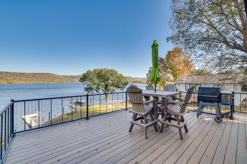 Dock and Views Waterfront Home in Wabasha! in Wabasha Dock and Views Waterfront Home in Wabasha! in Wabasha
