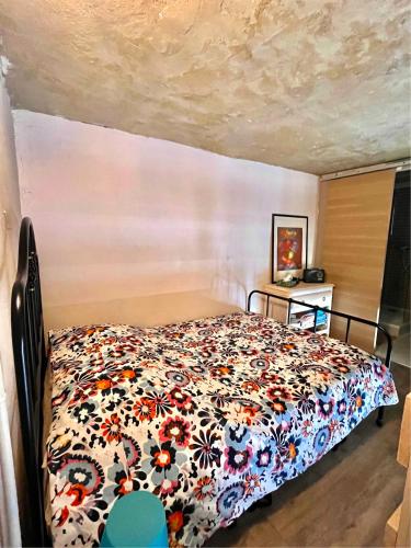 Atypique et Charmant Nid Urbain