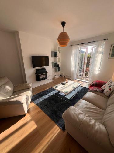 Harrogate Entire House, free parking and garden in High Harrogate Harrogate Entire House, free parking and garden in High Harrogate