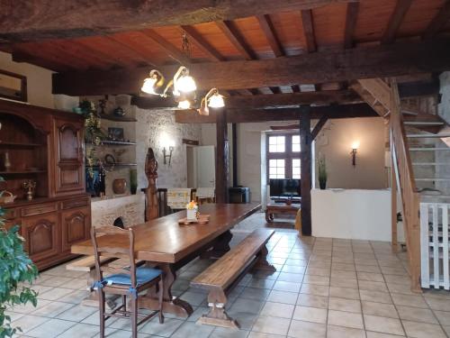 Facilities, CHALEUREUX COTTAGE, PISCINE PATIO in Saint-Urcisse Facilities, CHALEUREUX COTTAGE, PISCINE PATIO in Saint-Urcisse